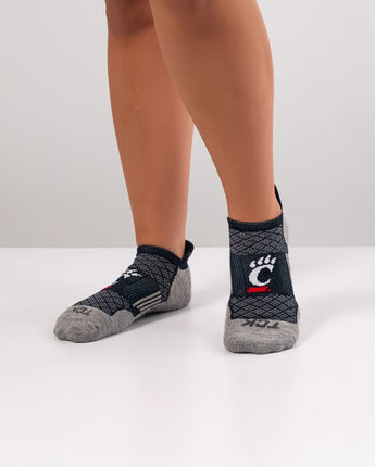TCK socks Cincinnati Bearcats Tour No Show Tab Socks - Made in USA